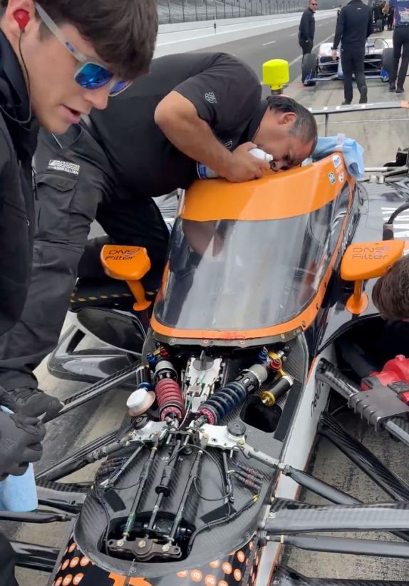 IndyCar: Машина Грожана на скорости 370 км/ч сбила птицу