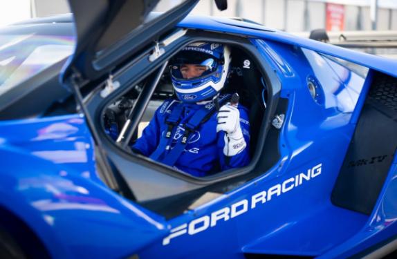 Глава Ford поздравил своего гонщика с рекордом