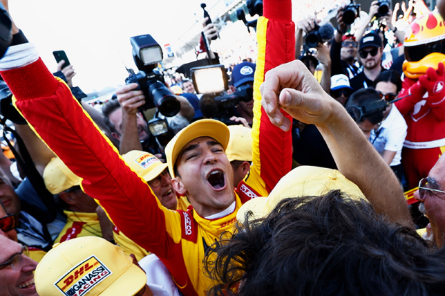 Алекс Палоу вновь завоевал поул на Indy 500