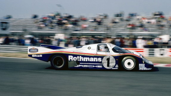 Формула E: Porsche оформит машины в стиле 80-х
